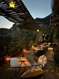 Nespecifikovaný výhled na hory nebo výhled na hory při pohledu z bed and breakfast
