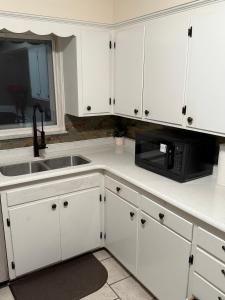 A cozinha ou cozinha compacta de The Unity Hub