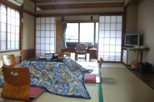 พื้นที่นั่งเล่นของ Omiya Ryokan