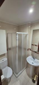 Łazienka w obiekcie A Bruxo Fonte 8 pzs 2 baños Full Reg VUT38509