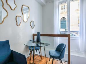 Posezení v ubytování Superb souplex apt 2P - Mairie de Neuilly