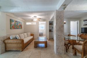Χώρος καθιστικού στο Villa Paradise