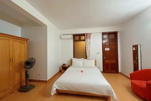 Voodi või voodid majutusasutuse Hoang Gia Hotel Cau Giay toas