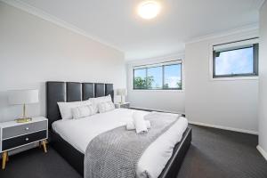 Imagen de la galería de Leppington 5Br house near train and shopping, en Leppington