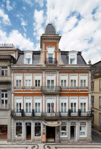 Zdjęcie z galerii obiektu Grande Hotel do Porto w Porto