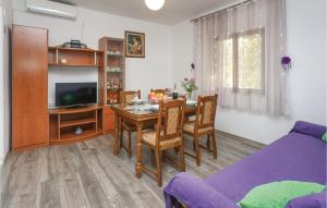 Fotografie z fotogalerie ubytování Holiday Home Gata Ostrvica v destinaci Gata