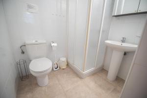 Et badeværelse på Apartamento primera linea de mar