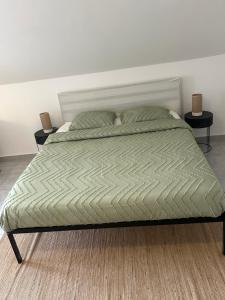 Postel nebo postele na pokoji v ubytování SXMGaliotte300