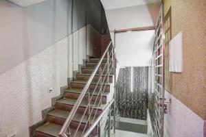Φωτογραφία από το άλμπουμ του OYO 81208 HOTEL TERRENE EMPIRe σε Kālkāji Devi