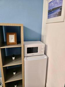 Kuchyň nebo kuchyňský kout v ubytování Achnamara-Self Check In