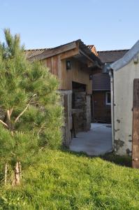 Budova, kde se prázdninový dům nachází