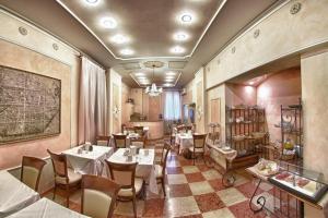 En restaurant eller et andet spisested på Hotel Pedrini
