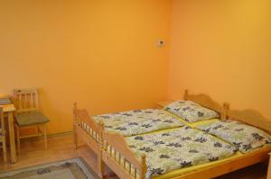 Ένα ή περισσότερα κρεβάτια σε δωμάτιο στο Apartment Sučany