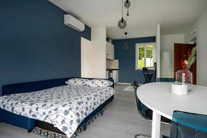 Postel nebo postele na pokoji v ubytování Happy Guest Apartments - Blue Apartment