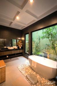 Koupelna v ubytování Likha Wellness Resort