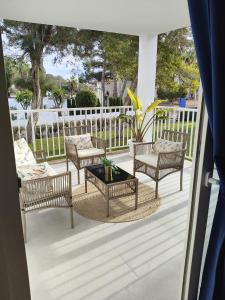 Ein Balkon oder eine Terrasse in der Unterkunft Cala Ferrera HOME&ME