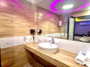 Koupelna v ubytování Bankhunchang Ramkhamhaeng hotel
