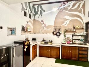 מטבח או מטבחון ב-Zzz Hostel Ijen
