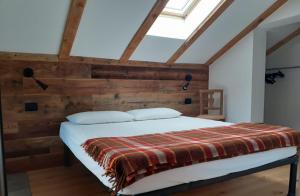 A bed or beds in a room at Apartment Valdisole