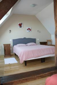 Postel nebo postele na pokoji v ubytování Le Petit Manoir - Jean Gédouin + 37 fotografií
