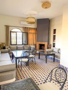 Χώρος καθιστικού στο Riad La Luna