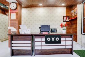 Vstupní hala nebo recepce v ubytování Hotel Amma bhau residency Lokhandwala Complex Andheri west Mumbai