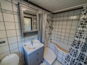 Bilik mandi di Hus Thovid +19 gambar