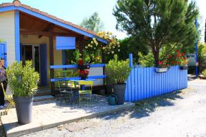 Κήπος έξω από το Oasis des Garrigues