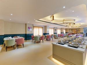 Restaurace v ubytování Tulip Inn Bhopal
