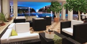 Bazén v ubytování Cliff Hotel Rügen nebo v jeho okolí