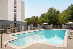 Bazén v ubytování Hyatt Place Mt. Laurel nebo v jeho okolí