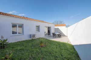 Tòa nhà nơi nhà nghỉ dưỡng tọa lạc