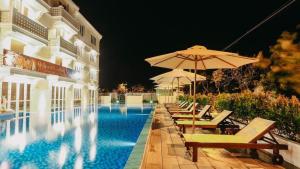 Bazén v ubytování Nature Resort Hoi An By K D H nebo v jeho okolí
