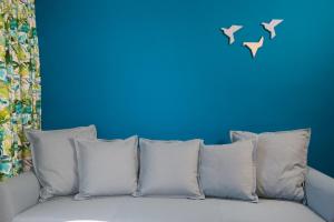 Posedenie v ubytovaní Anemi Blue apt, suitable up to 4, near the beach!
