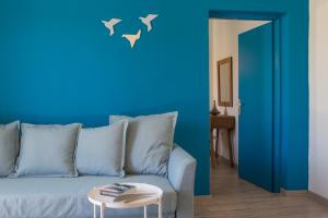 Posedenie v ubytovaní Anemi Blue apt, suitable up to 4, near the beach!