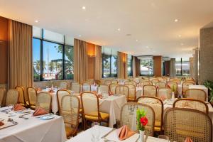 Restoran või mõni muu söögikoht majutusasutuses Windsor Excelsior Copacabana