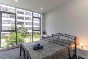 Gallery image of L8 Modern 2B with Parking Affordable Convenient in Sydney