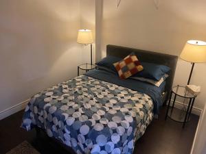 Ένα ή περισσότερα κρεβάτια σε δωμάτιο στο Akhtar's Residence