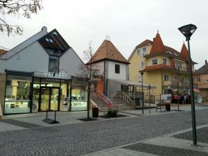 Budova, v ktorej sa apartmán nachádza