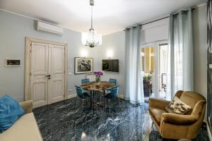 Area soggiorno di Tu chiamale emozioni 3 suite