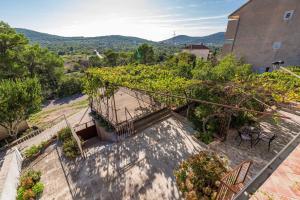 Výhľad na hory alebo výhľad na hory priamo z apartmánu