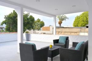 Posezení v ubytování 2 Bedroom Apartment, Semeli Complex- by IMH Travel & Tours