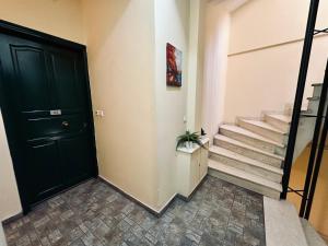 Fotografie z fotogalerie ubytování Cozy Apartments Mc Queen v Aténách