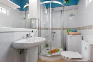 Koupelna v ubytování Bonito y acogedor apartamento + 15 fotografií