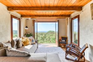 Seating area sa Gite la Bonté, chaleureux avec une vue enchantée