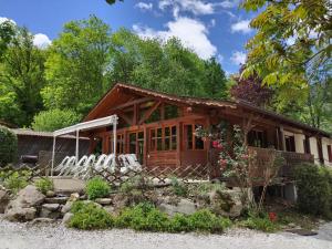 Κήπος έξω από το Chalet spacieux 15 places