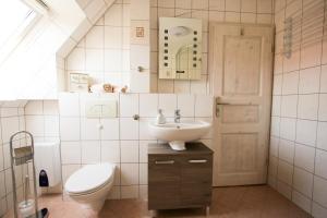 Koupelna v ubytování Haus Steffchen - Gemütliche Auszeit nahe der Ostsee + 13 fotografií