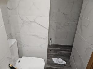 Et badeværelse på Suite San Fernando