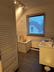 Koupelna v ubytování Ferienhaus Brise in der Puddeminer Wiek