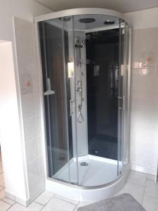 Ένα μπάνιο στο La Chambre à Four